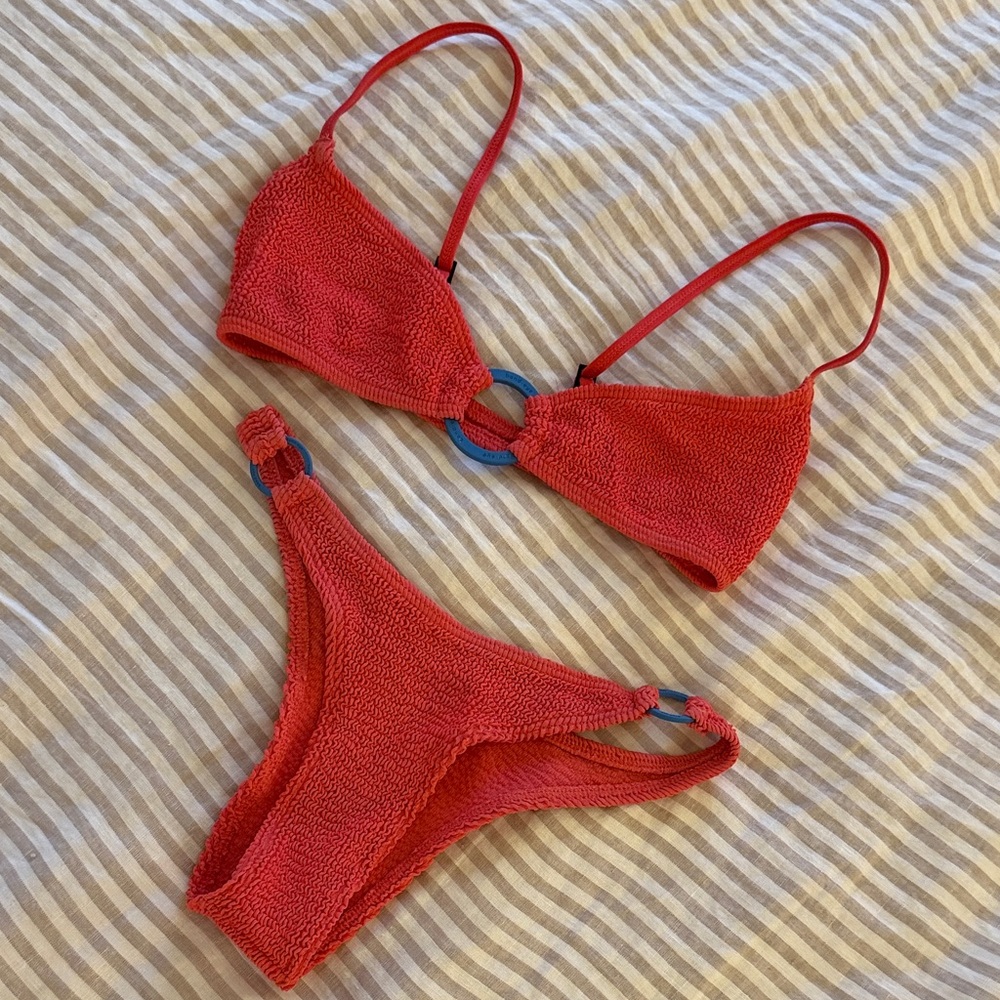 bond-eye Bikini Set